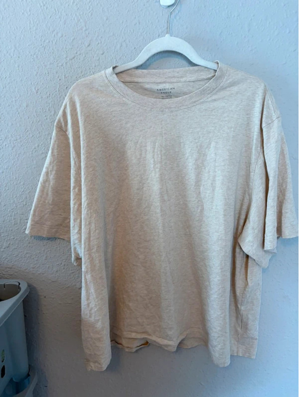 American Eagle cream oversized tee size XXL women's